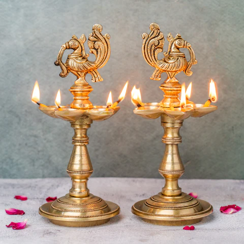Antique Brass Oil Lamp (Diya Stand)